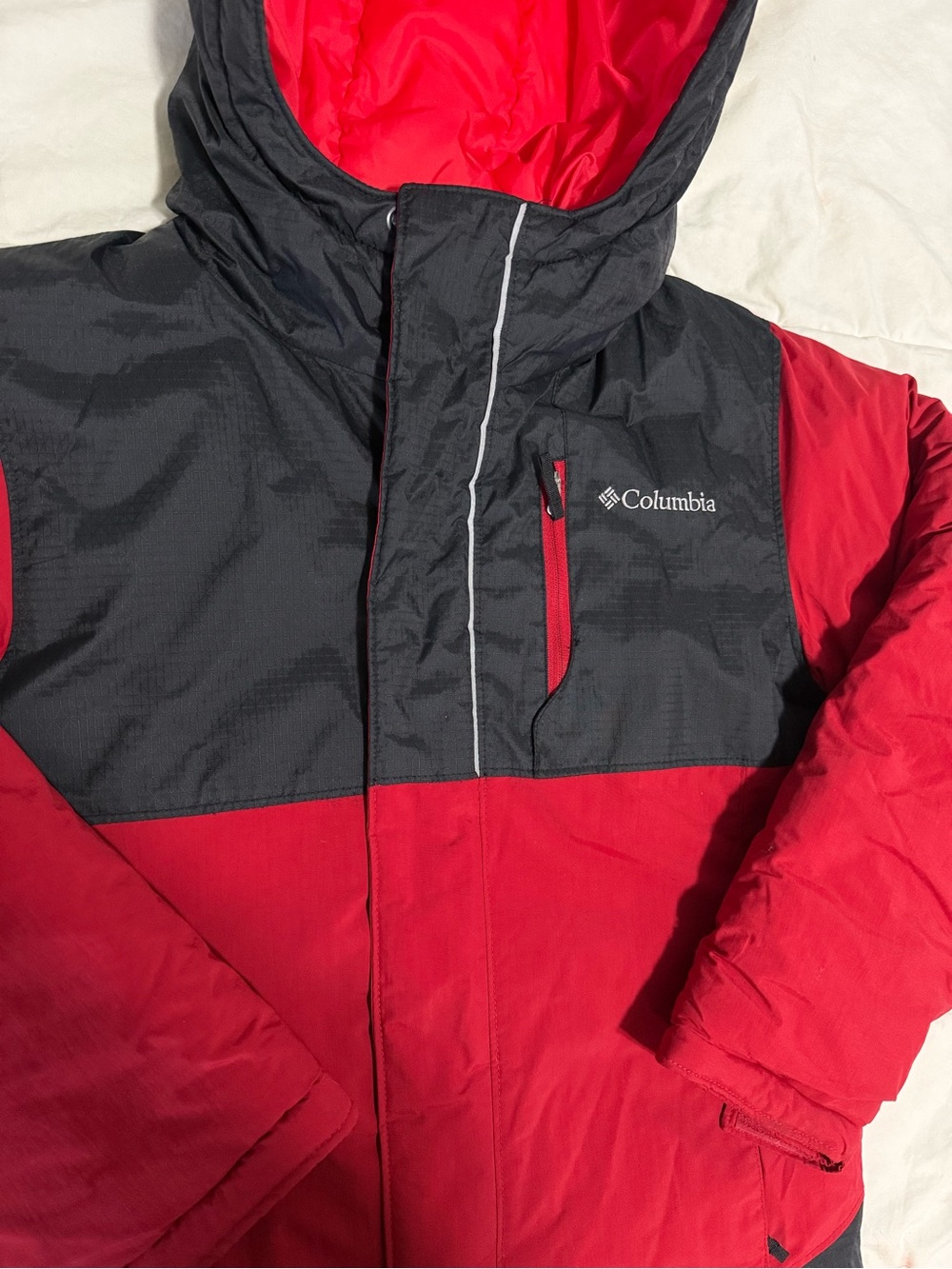 Columbia kids Two-Tone Red & Black Insulated Jacket